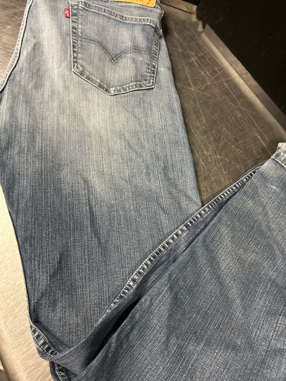 Levi’s Jeans Size 38 X 34 - Picture 3 of 9
